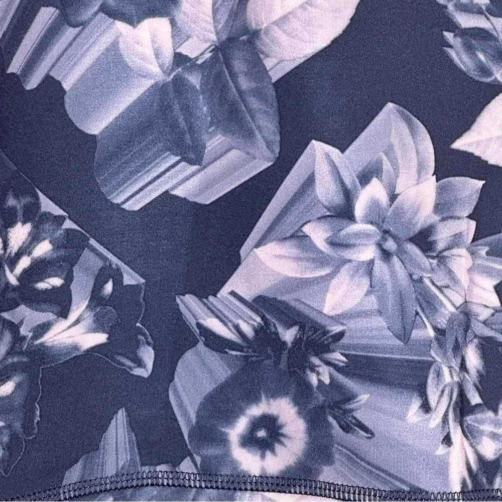 Women's Nike Epic Lux Running Floral Print Tank M Pink Gray Gym Running Yoga